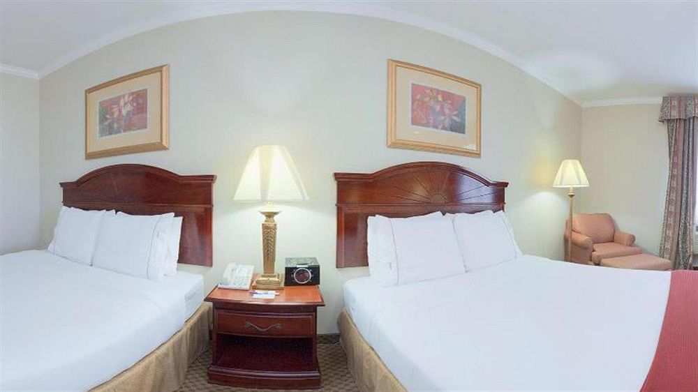 Holiday Inn Express & Suites Houston East By Ihg Luaran gambar