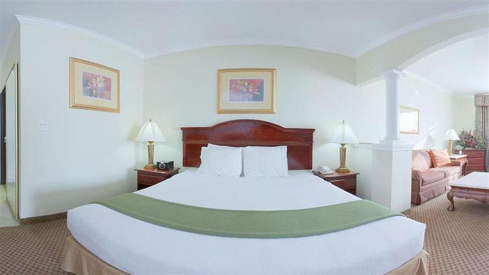 Holiday Inn Express & Suites Houston East By Ihg Luaran gambar